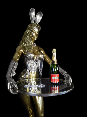 Coniglietta cameriera - grandezza naturale - oro/argento - bottiglia di vetro