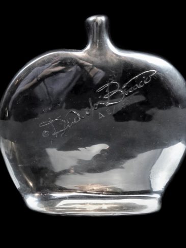  Glass bottle