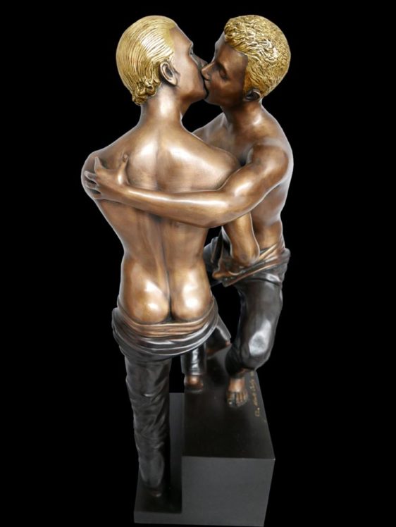 Escultura de bronce