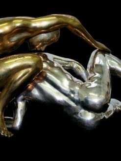  Bronze sculpture